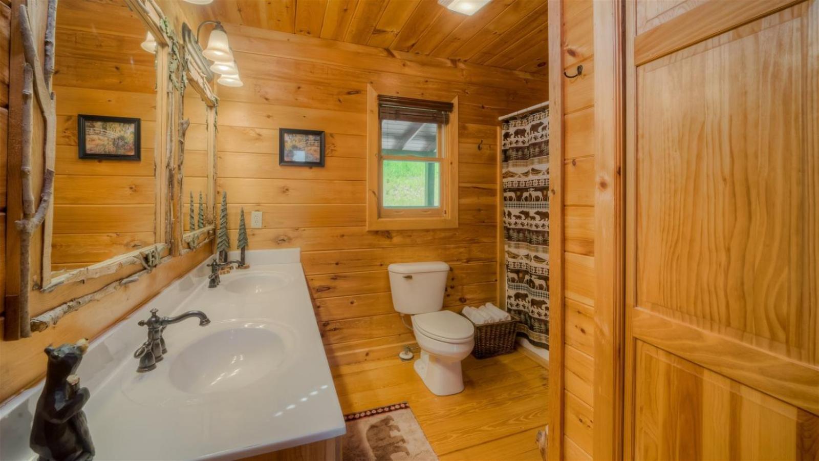 Pinecrest Lodge - Views In Aska Adventure Area Blue Ridge Extérieur photo