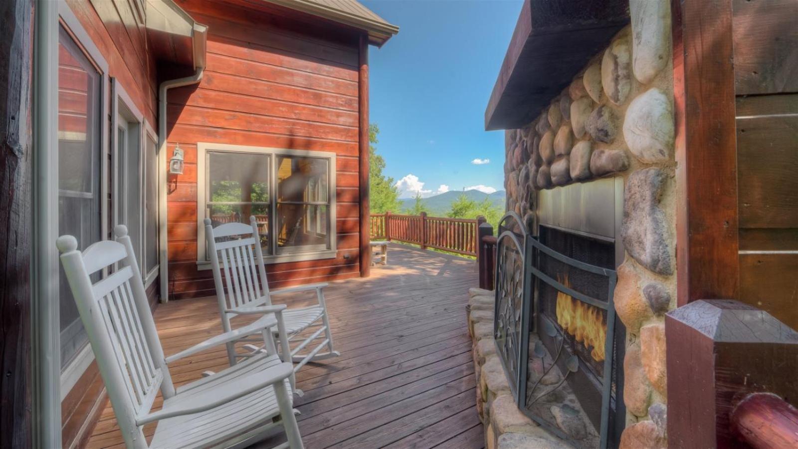 Pinecrest Lodge - Views In Aska Adventure Area Blue Ridge Extérieur photo